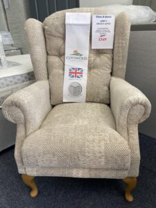 Read more about the article Test out our new comfy chairs, here in our shop in Sudbury Suffolk