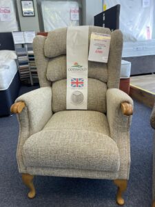 floors and snores Sudbury chairs