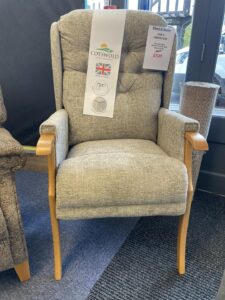floors and snores Sudbury chairs